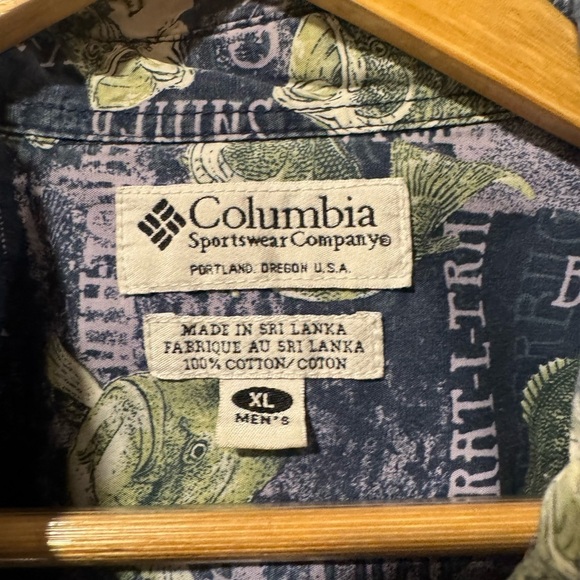 Columbia All Over Print AOP Base Fish Shirt Hawaiian Beach - Picture 8 of 8